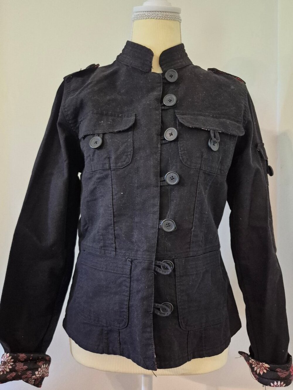 Vintage 2003 Women's M‎ Old Navy Black Military Jacket Floral Cuffs Heavy Cotton